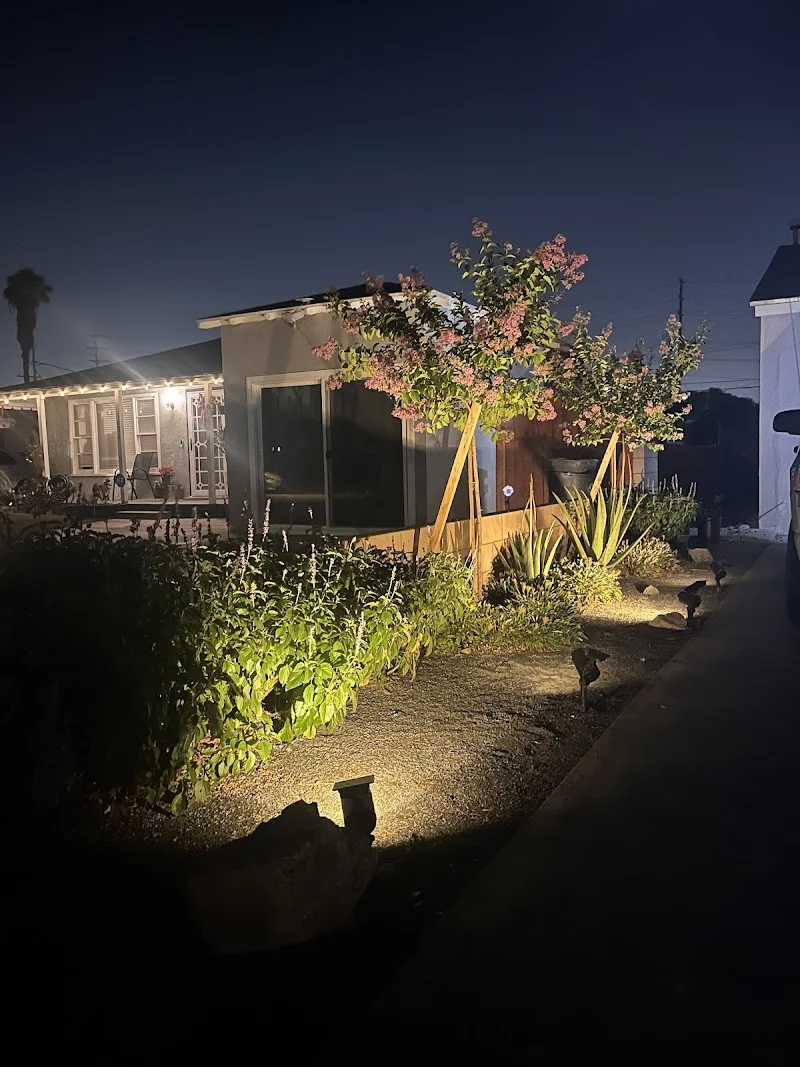 Lawn Care 4 U & Landscaping