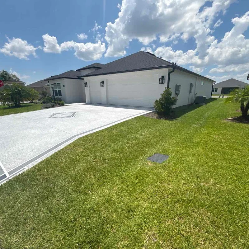 LawnStarter Lawn Care Service