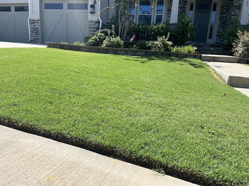Lawn Love Lawn Service of Austin